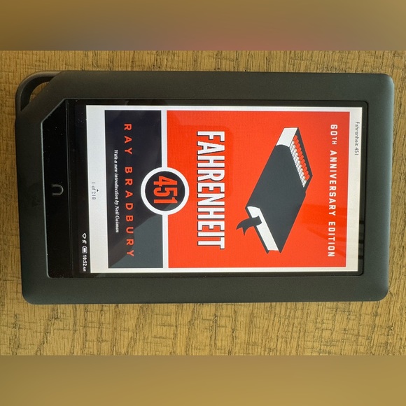 Barnes & Noble Nook Tablet
Model: BNRV200 WORKS - Picture 5 of 6